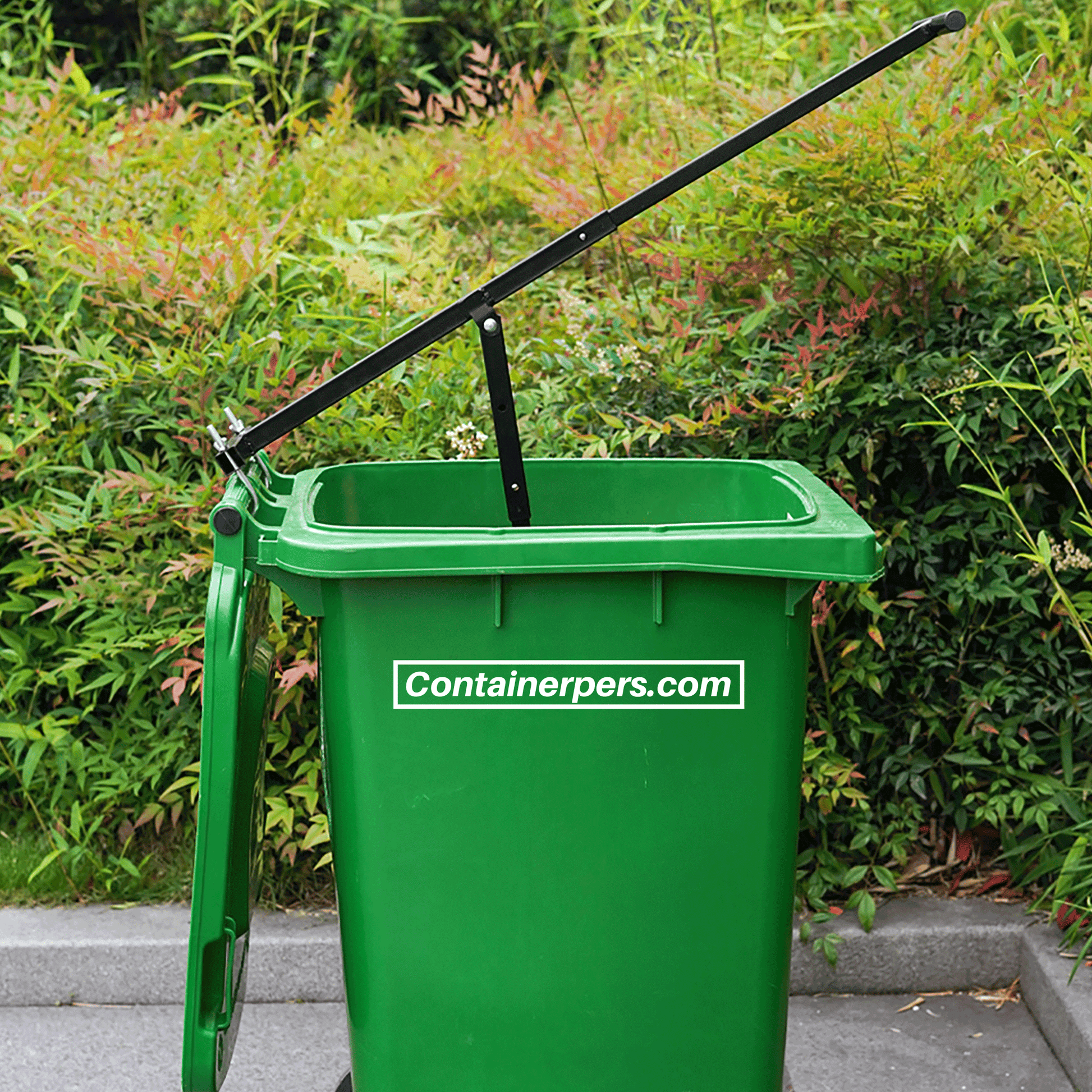 The product, containerpers, in scene in a demonstrated use position